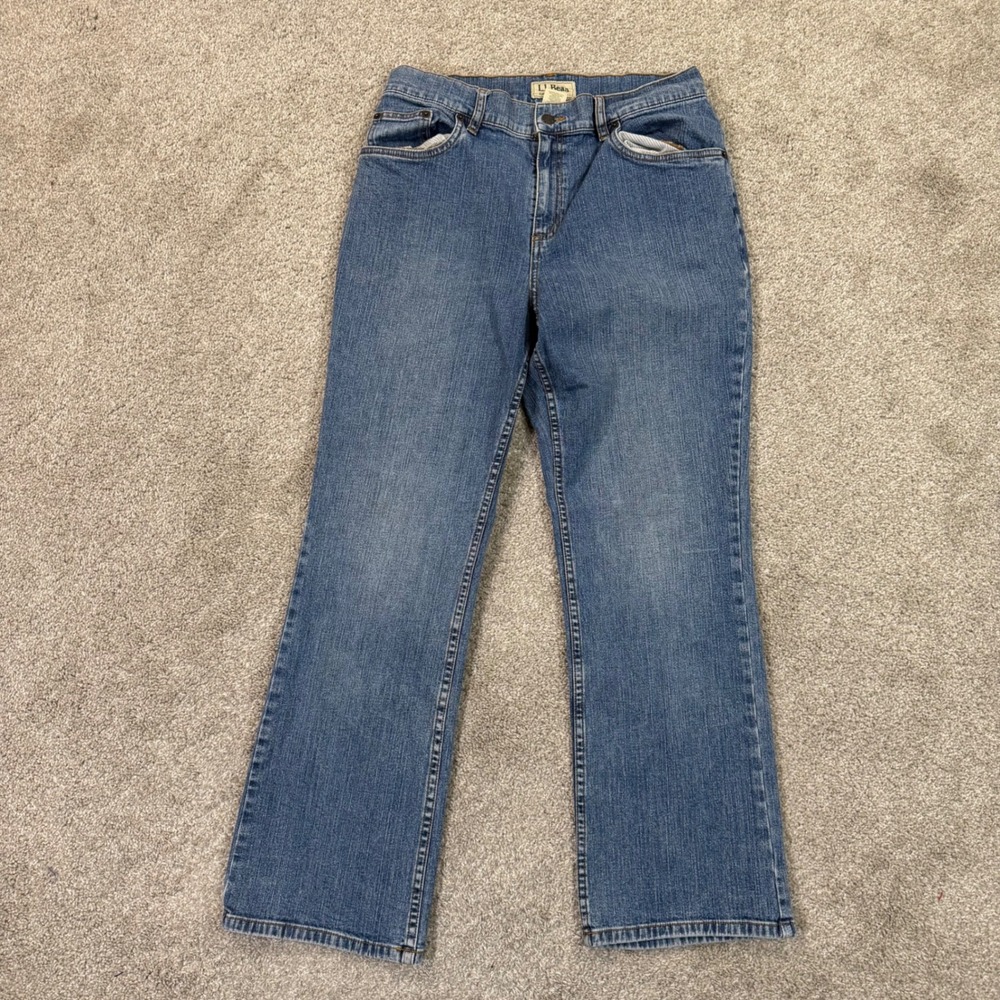 LL Bean Classic Fit Straight Leg Jeans Womens 14 Reg Medium Wash Denim Everyday